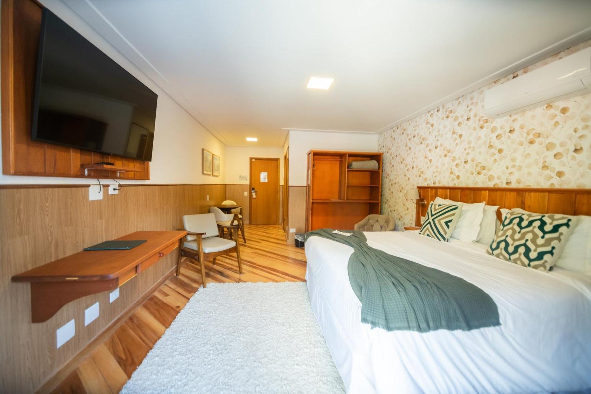 Hotel Santa Felicidade *