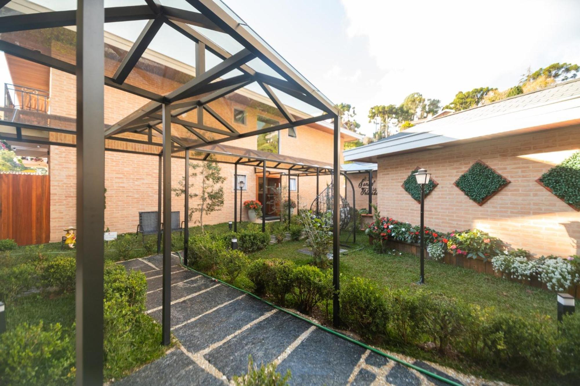 Hotel Santa Felicidade Campos do Jordao